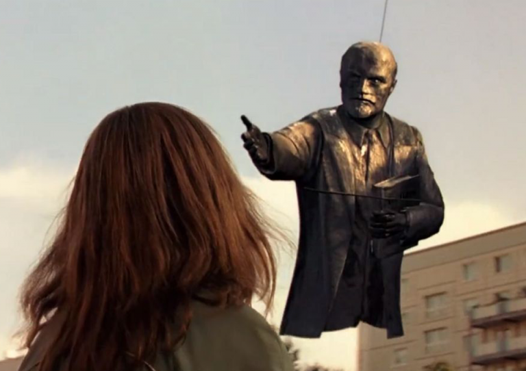 Good Bye, Lenin! – Film Review | 2003